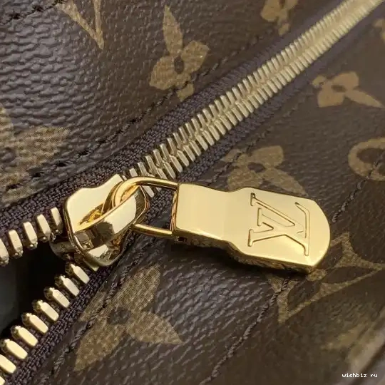 WIS Mezzo LOUIS VUITTON 0327